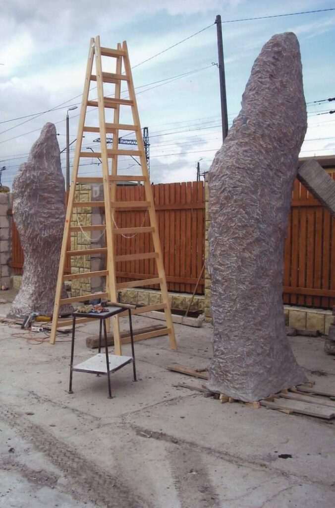 papierz skrzydla pomnik